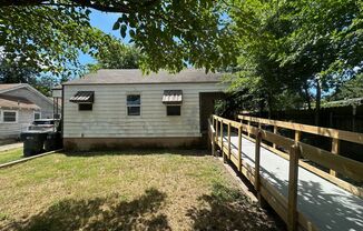 3016 LIVE OAK AVE