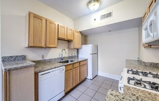 2 beds, 1 bath, 800 sqft, $1,475, Unit 200
