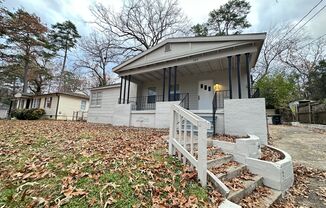 3 beds, 1 bath, $1,195