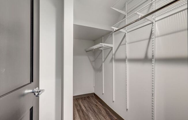 Brand New Building featuring 1 & 2 bedroom Flats & Townhomes!