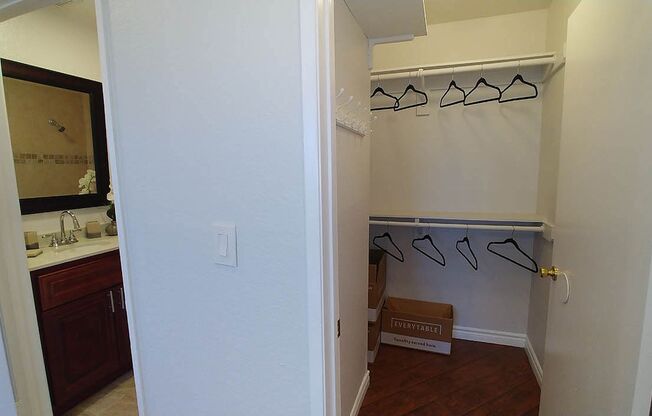 2 beds, 2 baths, 910 sqft, $2,650, Unit 205