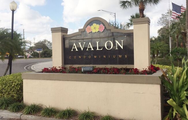 Large 2 Bedroom, 1 1/2 Bathroom Condo Available Immediately!