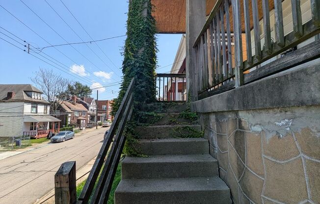 447 Hays Ave Pittsburgh PA 15210