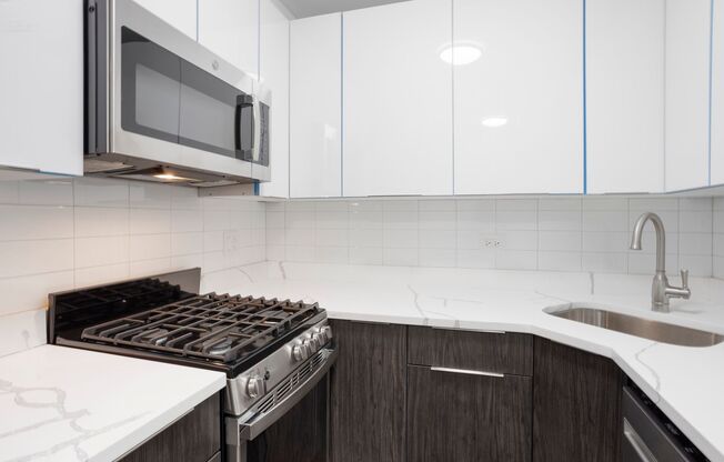 2 beds, 1 bath, 567 sqft, $2,200, Unit 504