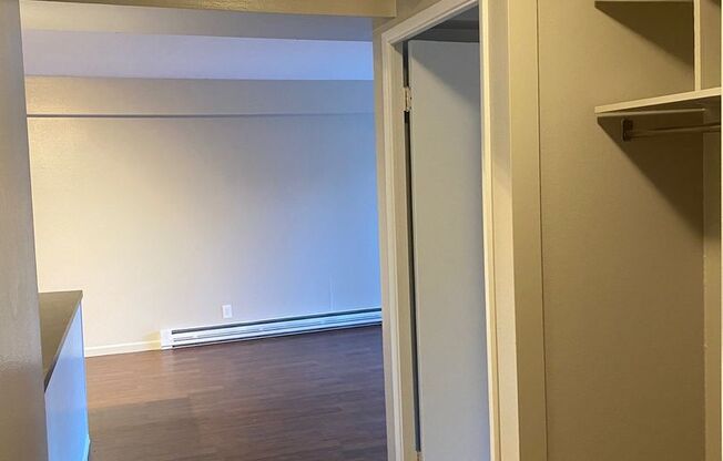 1 bed, 1 bath, 600 sqft, $1,425, Unit 407