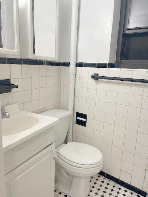 1 bed, 1 bath, $2,250, Unit 10