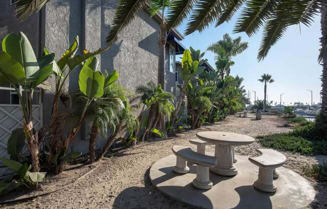 Marina Apartments & Boat Slips Long Beach, CA Outdoor Seating