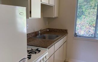 Studio, 1 bath, $1,875, Unit 8