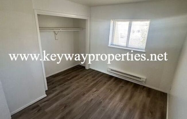 2 beds, 1 bath, $1,000, Unit Unit 3