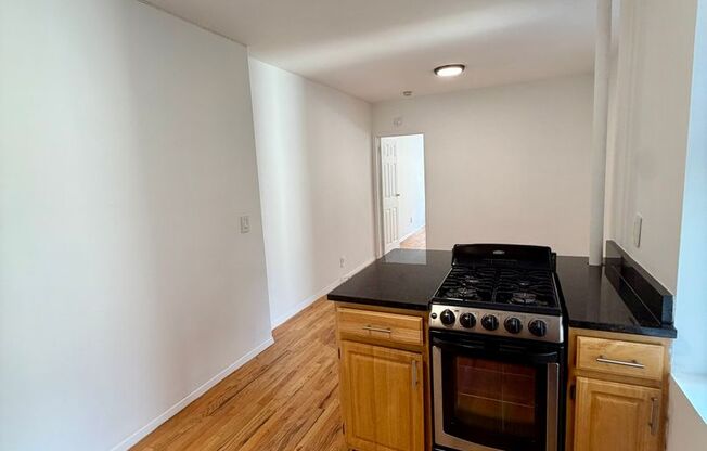 3 Clinton Street