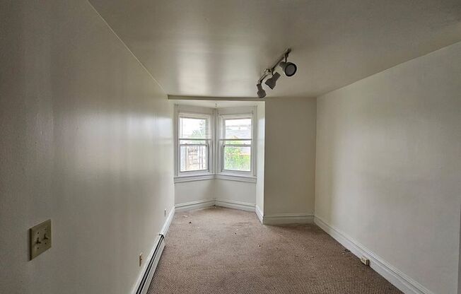 336 N 9th
