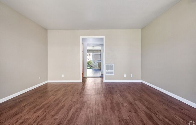 1 bed, 1 bath, 635 sqft, $1,799, Unit 26