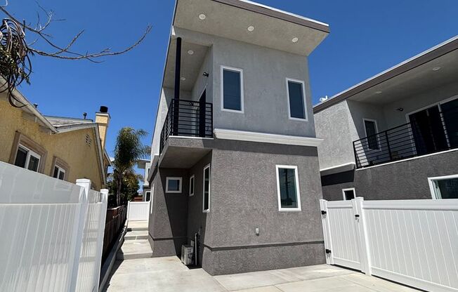 3 bed 3 bath Home for Rent in San Diego WATER & TRASH ARE INCLUDED!!!