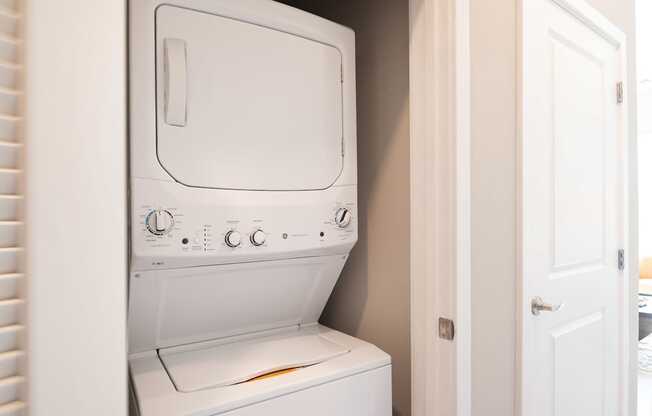 In-unit washer & dryer