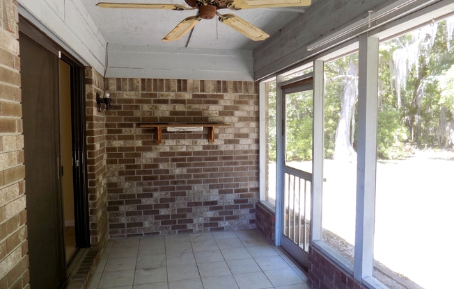 3 beds, 2 baths, $2,250