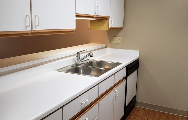 1 bed, 1 bath, 772 sqft, $1,039, Unit 3-310