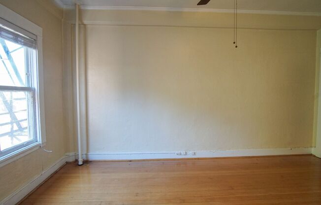 Studio, 1 bath, $995, Unit 56