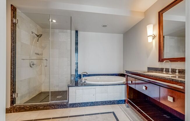 2 beds, 2 baths, $2,800, Unit # 3706