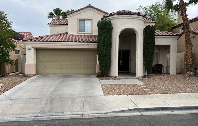 A Fabulous 4 Bedroom House in Peccole Ranch