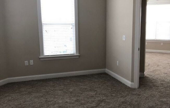 2 beds, 2 baths, 1,242 sqft, $2,124, Unit 00 - 800117