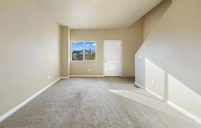 Lovely 2 bedroom 3.5 bath with finished basement close to Fort Carson MOVE IN SPECIAL-Move in by November 25th  and receive $350.00 off the first full month's rent!!!