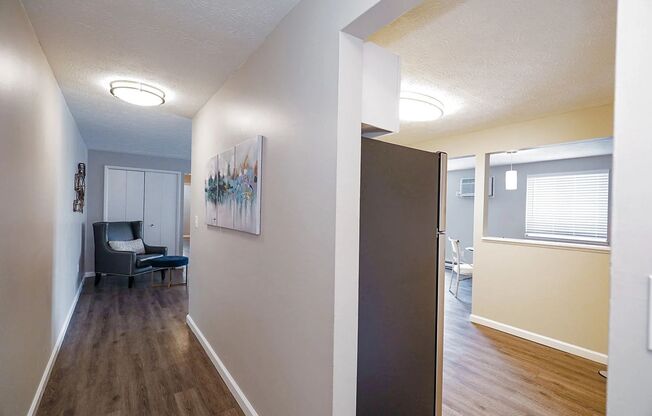 2 beds, 1.5 baths, 1,035 sqft, $1,530, Unit 7-610