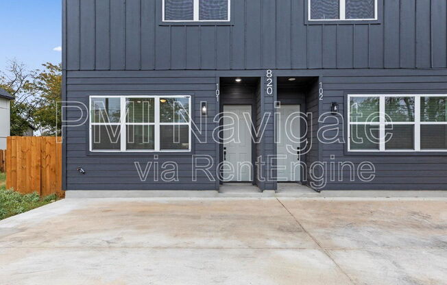 820 S WALTERS