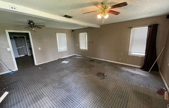 RENT 2 OWN SW OKC -  3/1 1,160 sqft - Next to Park - Move In Ready