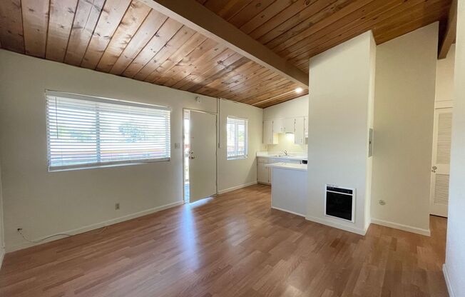 862 West Ave
