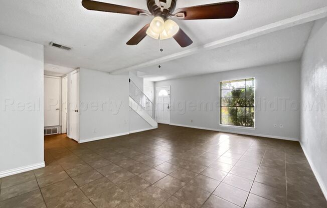 Charming Home in North Arlington
