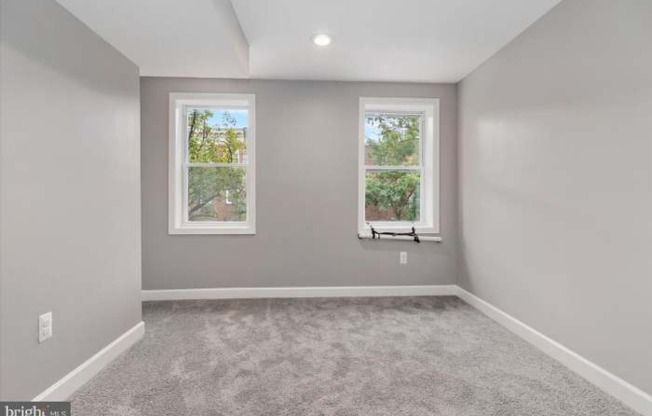 1230 W LOMBARD ST