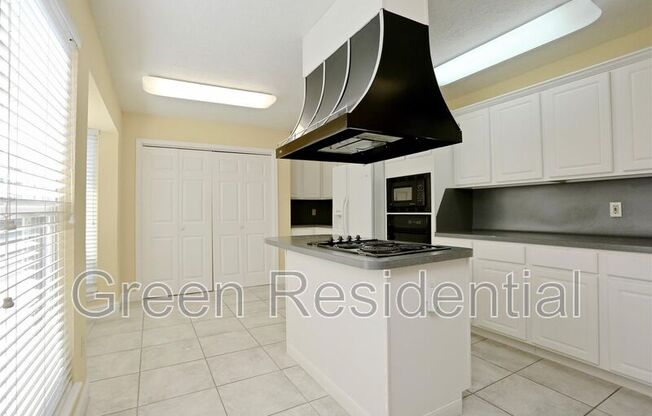 14206 STOKESMOUNT DR