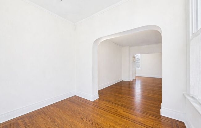 GORGEOUS 4 BEDROOM UNIVERSITY CITY/SPRUCE HILL TOWNHOUSE WITH GARAGE + EXTRA PARKING SPOT