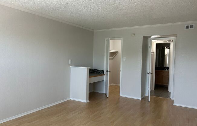 1 bed, 1 bath, 750 sqft, $1,115, Unit ABB-2-306