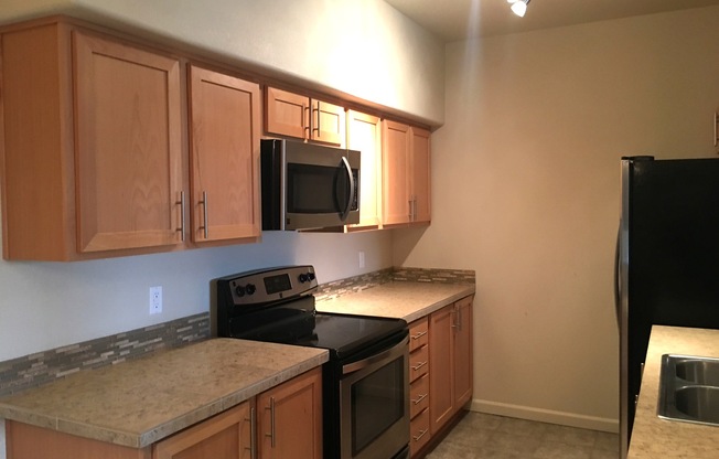 2 beds, 2 baths, $1,875