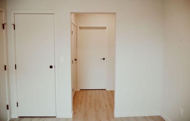 1 bed, 1 bath, $1,150, Unit 207