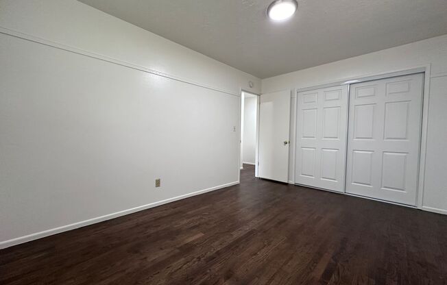 3 beds, 1 bath, $1,995