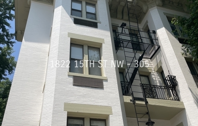 1822 15th St NW Unit 205