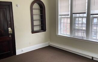 1 bed, 1 bath, $775, Unit 215-3A