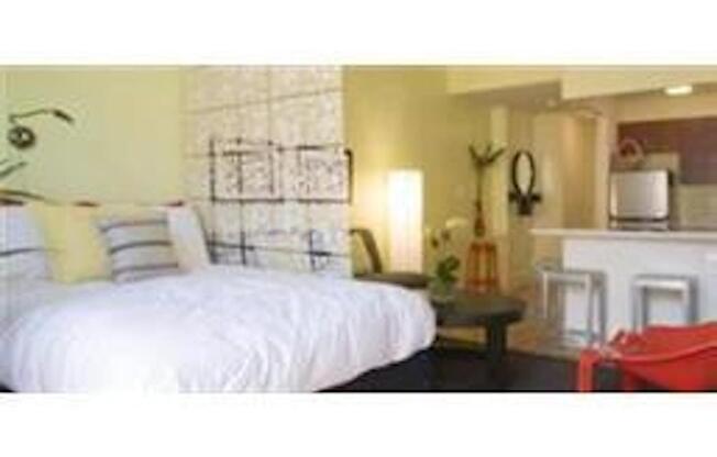 Studio, 1 bath, 397 sqft, $4,300, Unit 3R