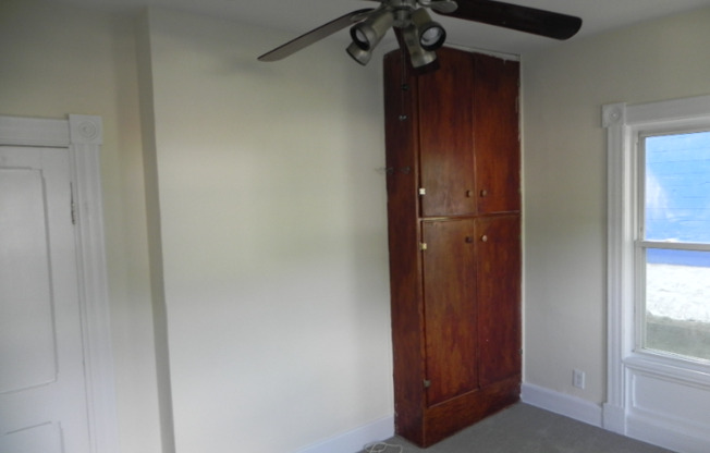 2 1/2 JEFFERSON ST
