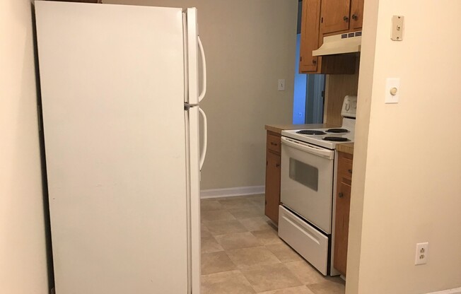 2 beds, 1 bath, $985