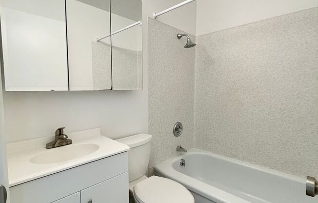 1 bed, 1 bath, 485 sqft, $1,525, Unit 412