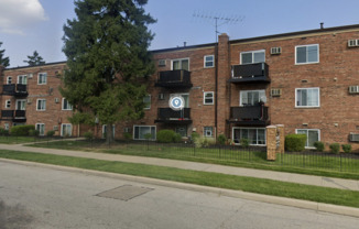 The Courtyard Apartments