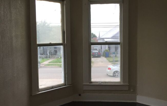 Prime Location, Endless Potential 3BR/1BA Haven