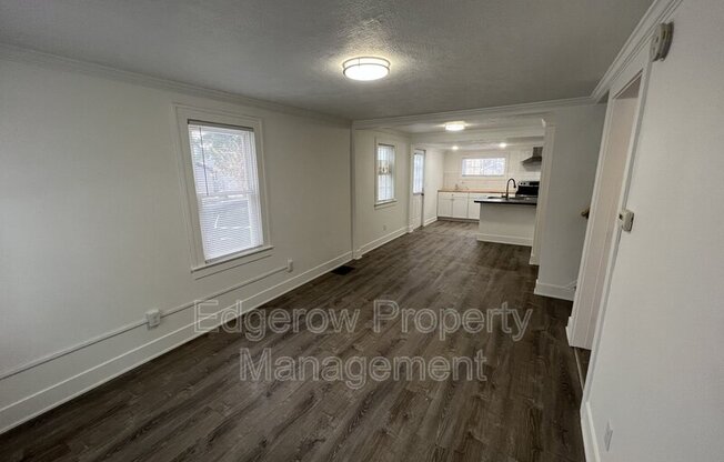 62 VANDINE PL NE