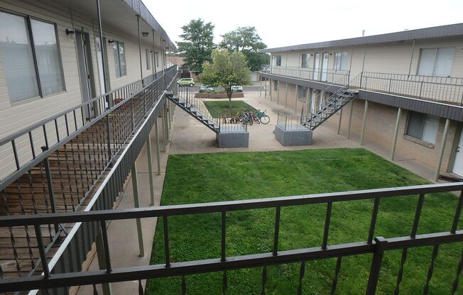 2 beds, 1 bath, 752 sqft, $695, Unit 203