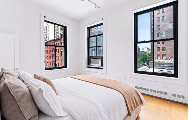 53 GRAND ST