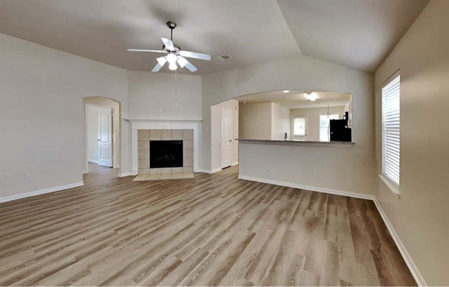 615 13 SHEARWATER BND DR