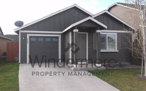 1233 SW Carver, College Place WA 99324